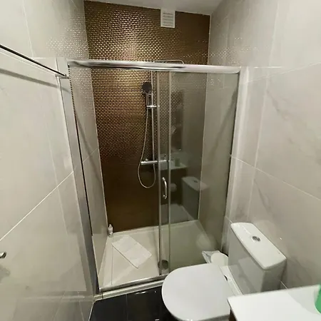 Campanha Clock House With Terrace 公寓