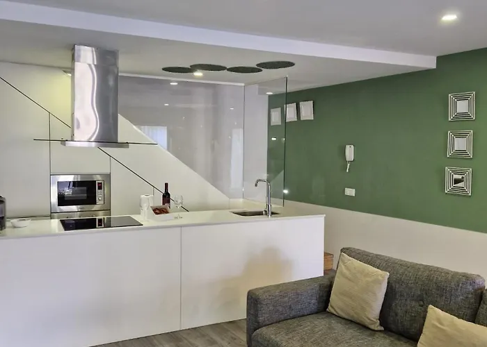 Campanha Clock House With Terrace *